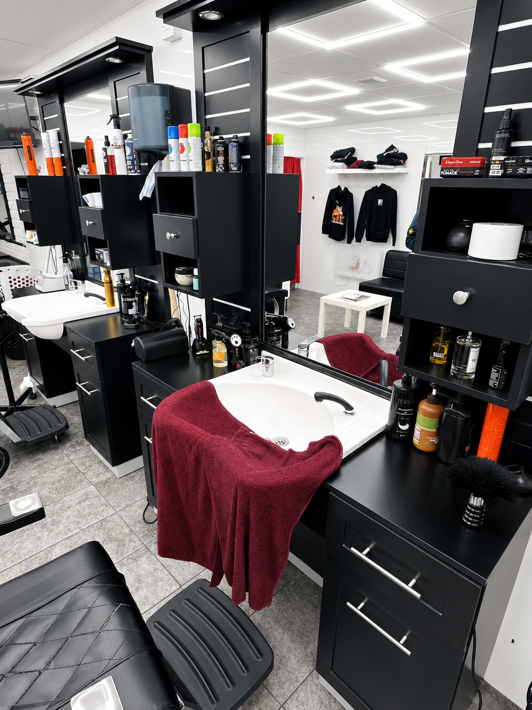 Barbers at work — the craft